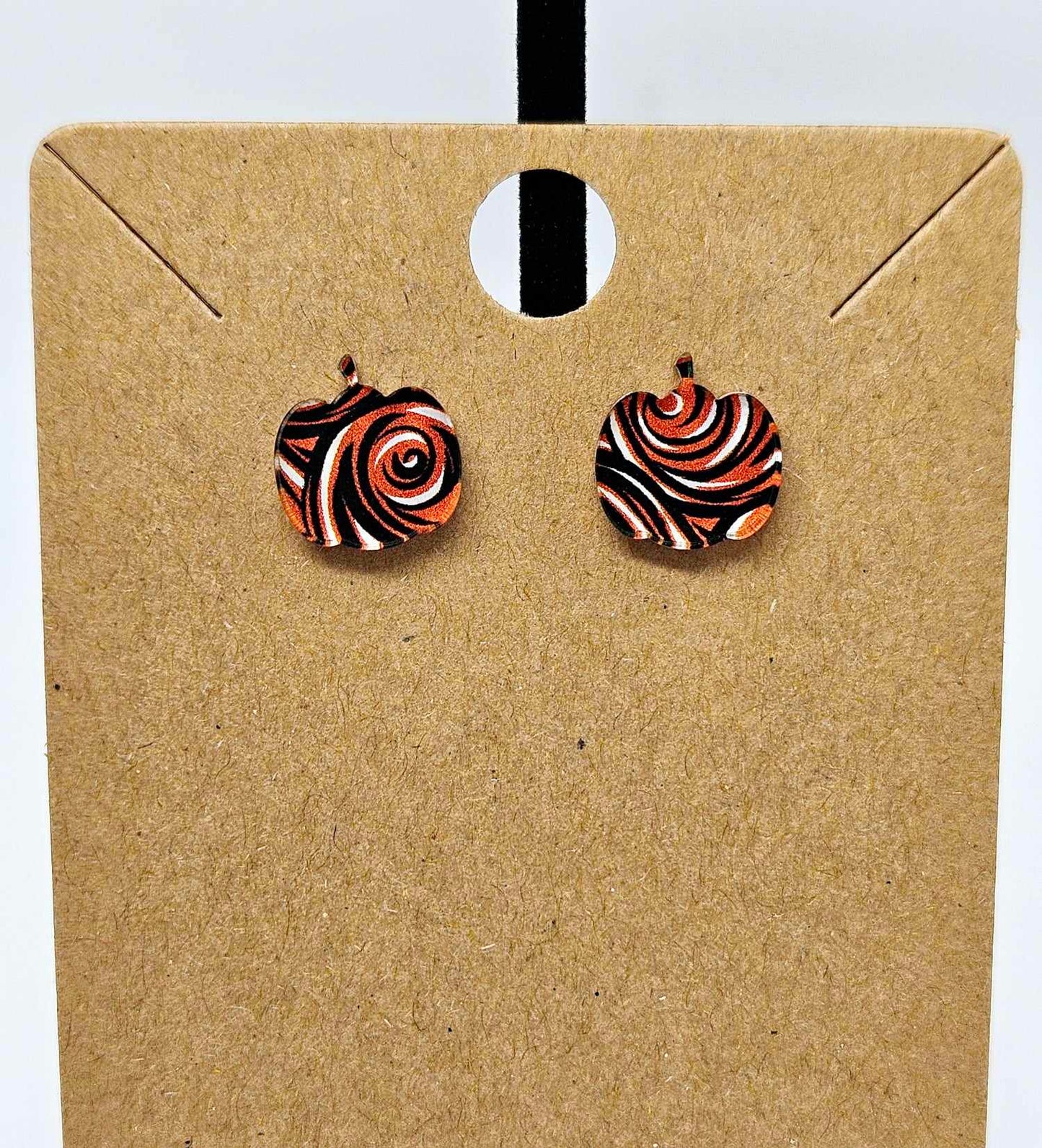 Retro Pumpkin Studs