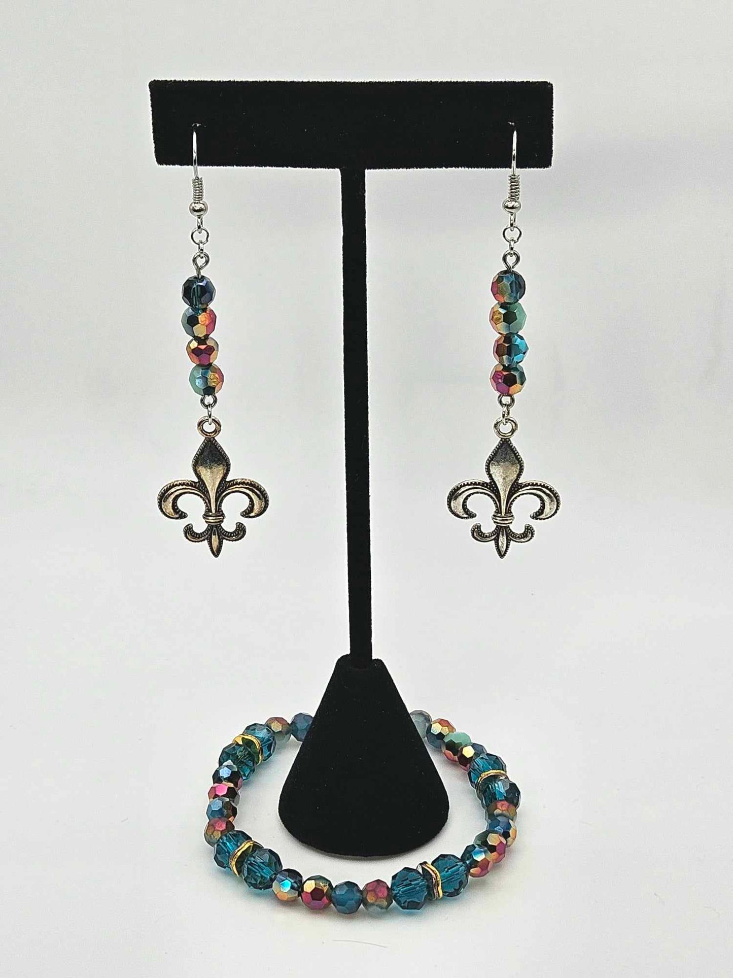 Fleur-de-lis Earring/Bracelet Set